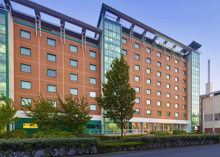 Exterior & Views 1, Doubletree by Hilton Hotel Woking, Surrey