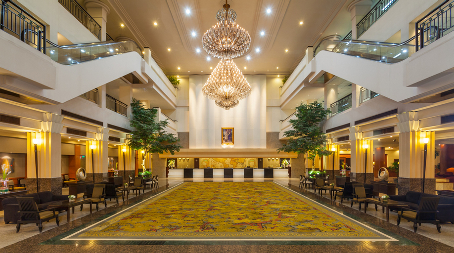 The Twin Towers Hotel, Pathum Wan