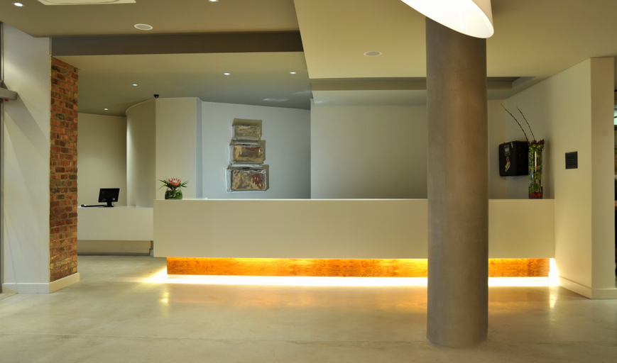 Public Area 4, Garden Court Victoria Junction, City of Cape Town
