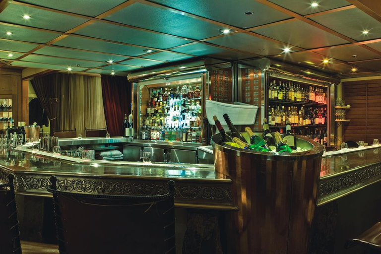 Food & Drinks 5, The Listel Hotel Whistler, Squamish-Lillooet