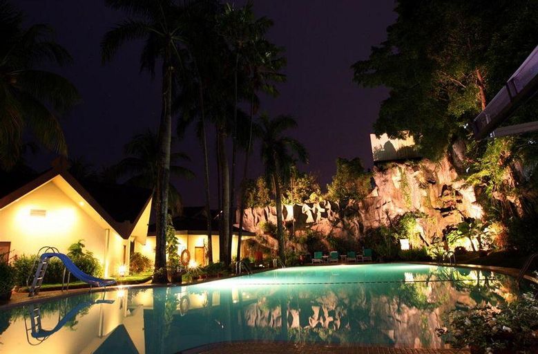 Makassar Golden Hotel, Makassar
