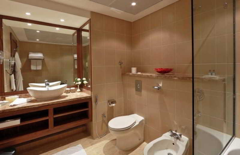 Bathroom, Al Khaleej Plaza Hotel, Dubai