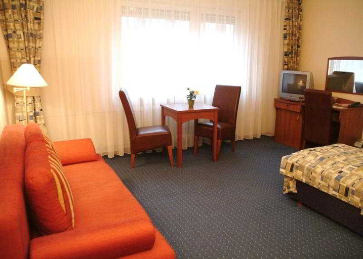 Bedroom 4, City Hotel Frankfurt Central, Frankfurt am Main
