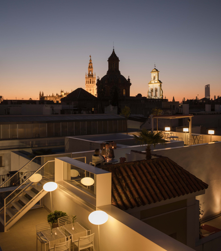 Exterior & Views 2, Hotel Rey Alfonso X, Sevilla