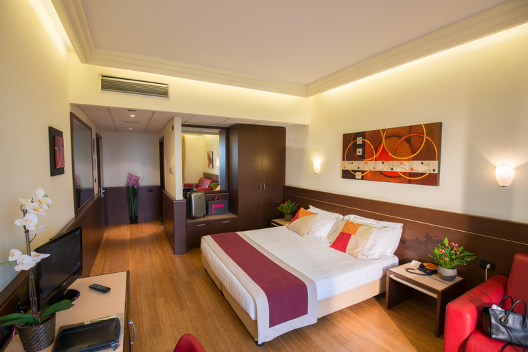 Bedroom 8