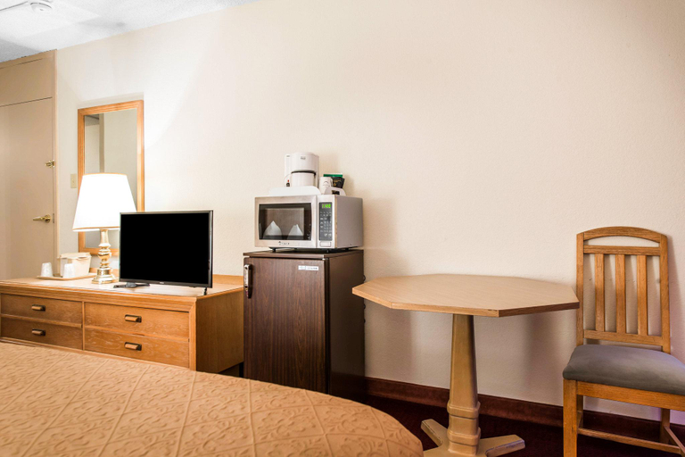 Exterior & Views 2, Quality Inn & Suites Canon City, Fremont