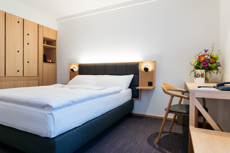 Bedroom 2, Limehome Basel Münzgasse, Basel