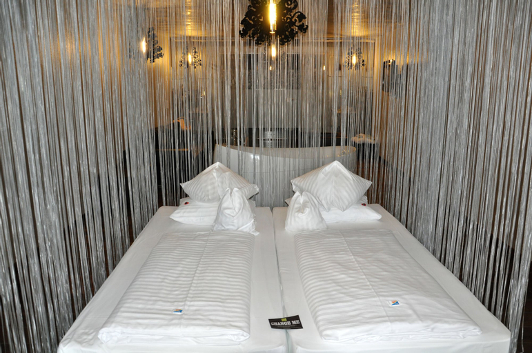 Bedroom 19