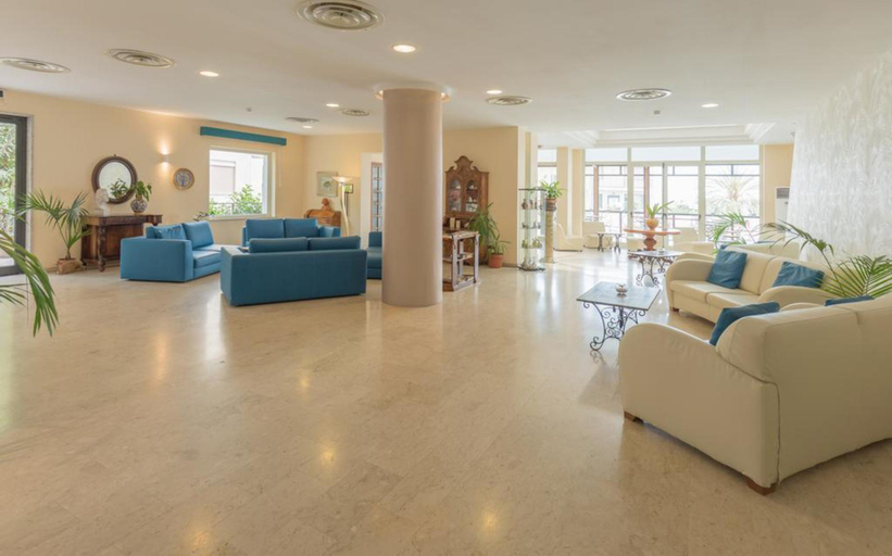 Public Area 4, Villa Esperia, Messina