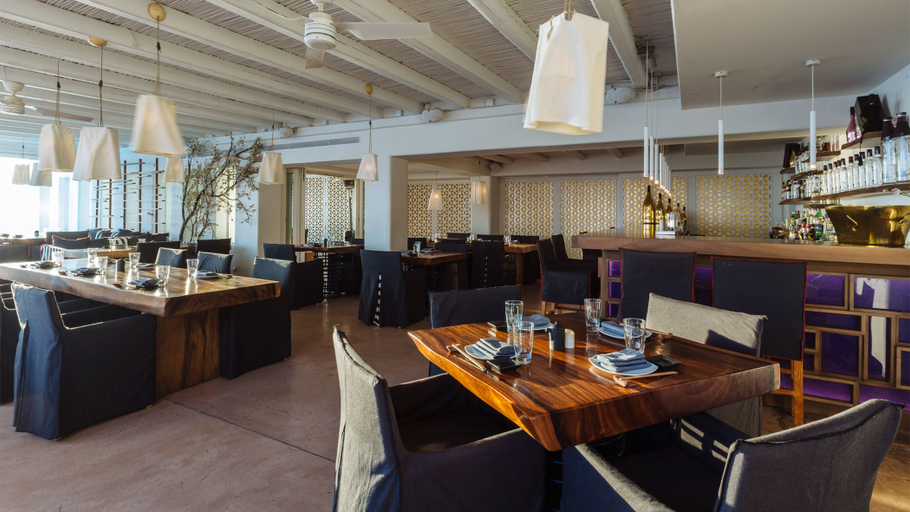 Food & Drinks 4, Cavo Tagoo, South Aegean