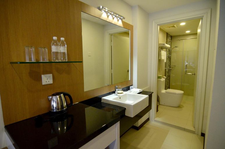 Bathroom, Mahkota Hotel Melaka, Malacca City