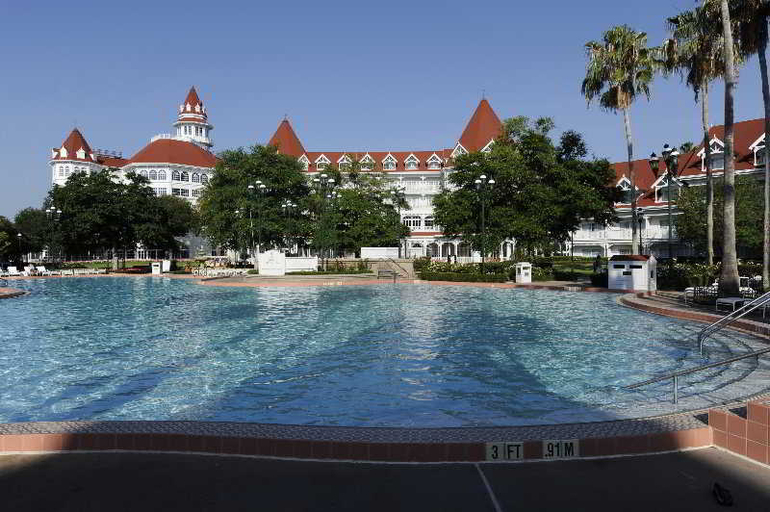 Sport & Beauty, Disney's Grand Floridian Resort & Spa, Orange