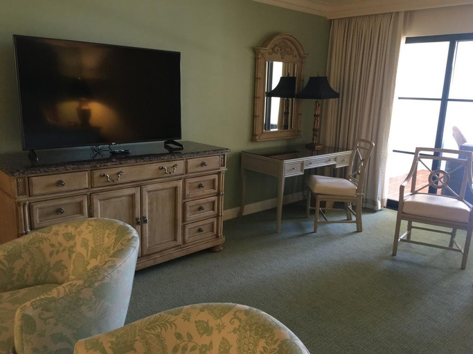 Exterior & Views 2, Santa Barbara Inn, Santa Barbara