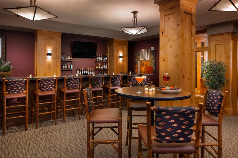 Food & Drinks 5, Sheraton Mountain Vista Villas, Avon / Vail Valley, Eagle