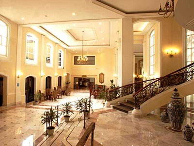 Public Area 3, Plaza Camelinas Hotel, Querétaro