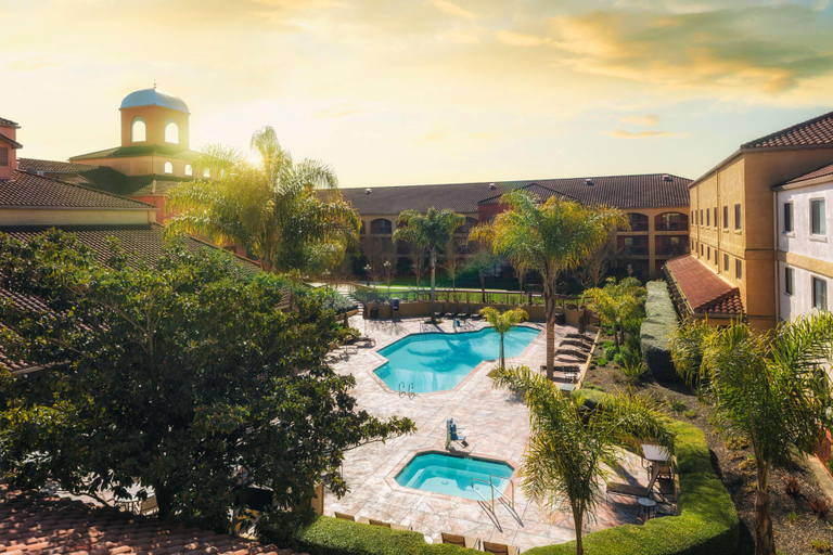 Sport & Beauty 2, Doubletree by Hilton Sonoma Wine Country, Sonoma