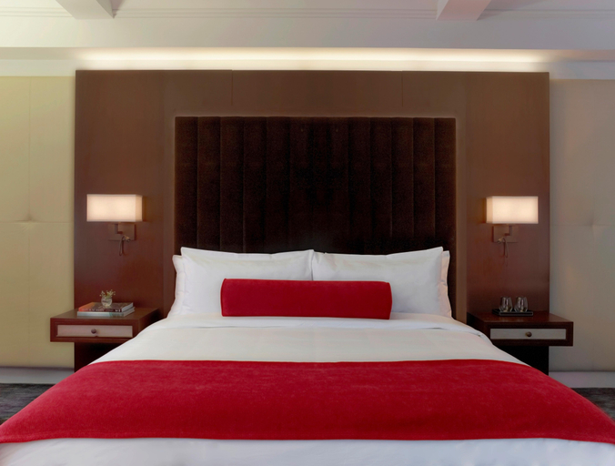 Bedroom 3, Tuscany by LuxUrban, New York