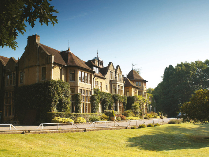 Exterior & Views 2, Macdonald Frimley Hall Hotel and Spa, Surrey