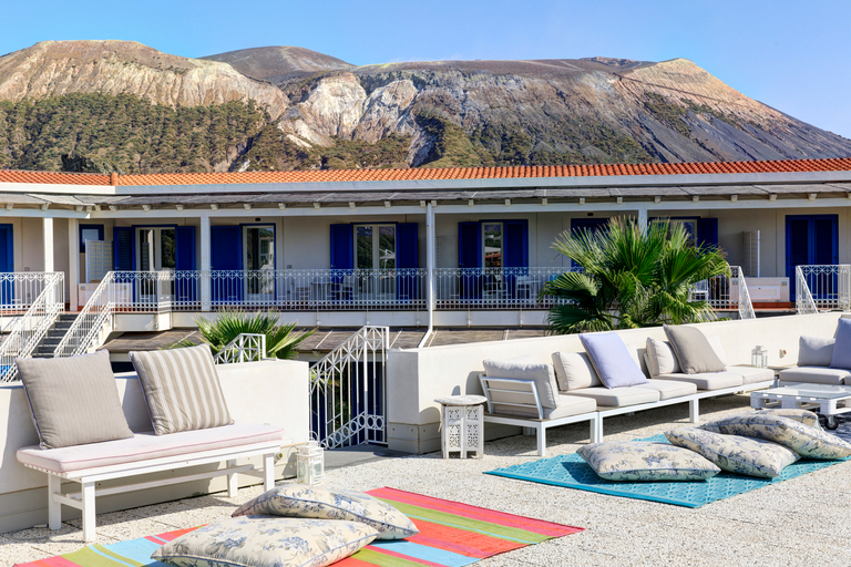 Exterior & Views 2, Les Sables Noirs & Spa, Messina