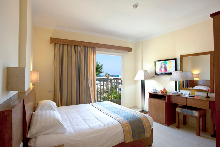 Bedroom 3, Empire Beach Aqua Park, Al-Ghurdaqah