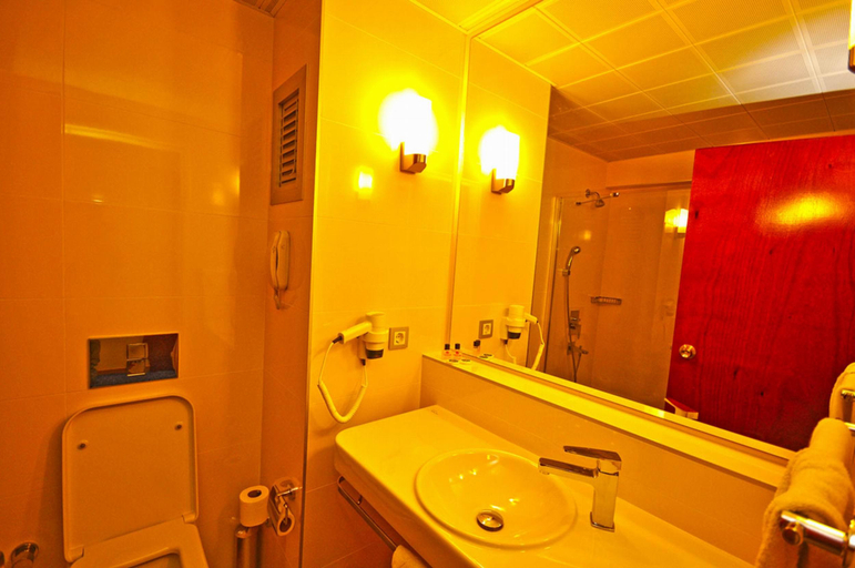 Bathroom 5, Grand Efe, Menderes