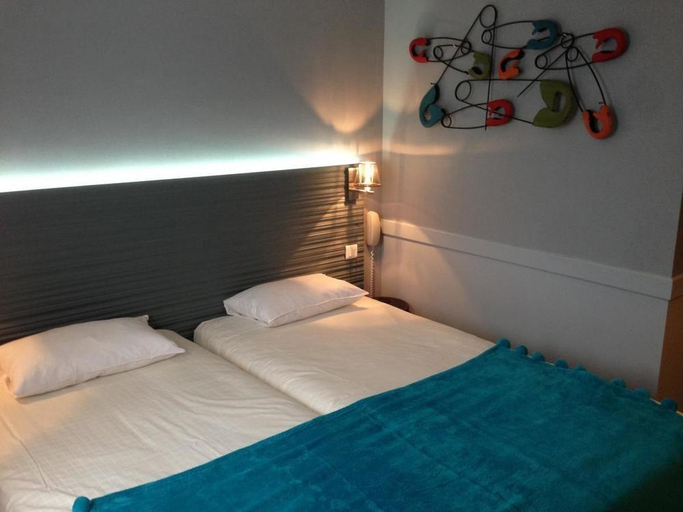 Bedroom 4, Le M Hotel & Spa Honfleur, Calvados