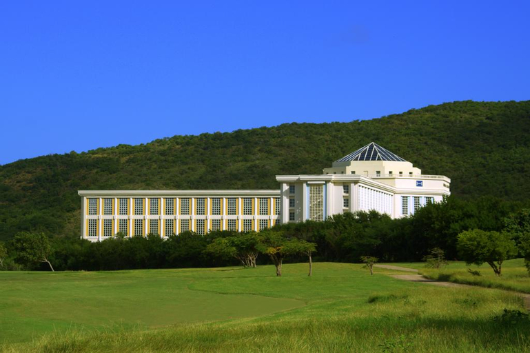Hesperia Isla Margarita, Gómez