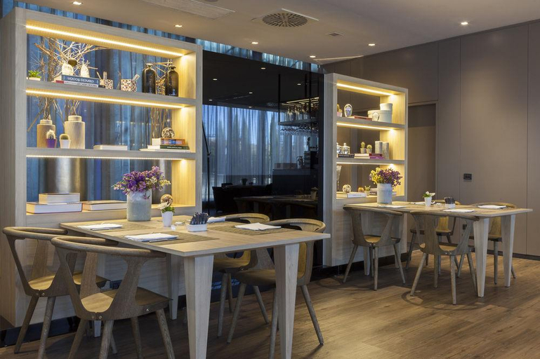Food & Drinks 5, AC Hotel La Finca by Marriott, Madrid