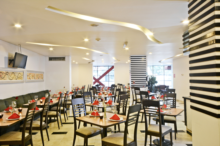 Food & Drinks 5, Suites PF, Mexico City