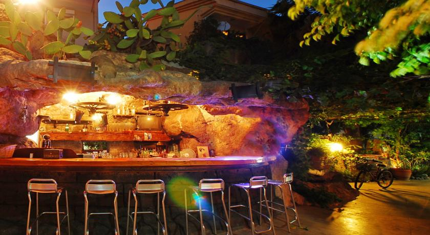 Food & Drinks 4, Pasahan Apart, Marmaris