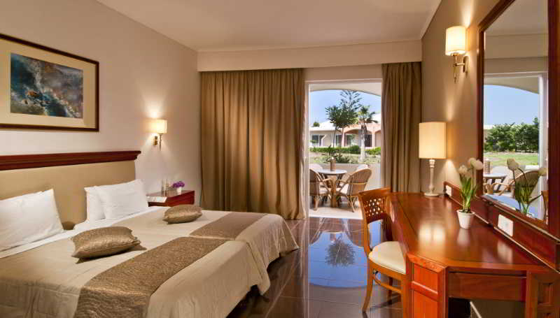 Bedroom 4, Kipriotis Village Resort, South Aegean