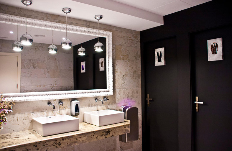 Bathroom 4, Sant Jordi Thalasso Spa, Barcelona