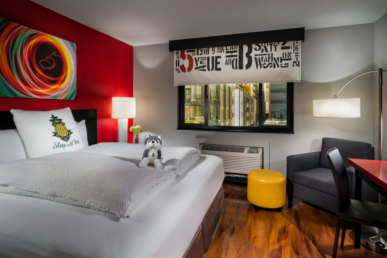 Bedroom 3, Staypineapple, Hotel FIVE, Downtown Seattle, Seattle