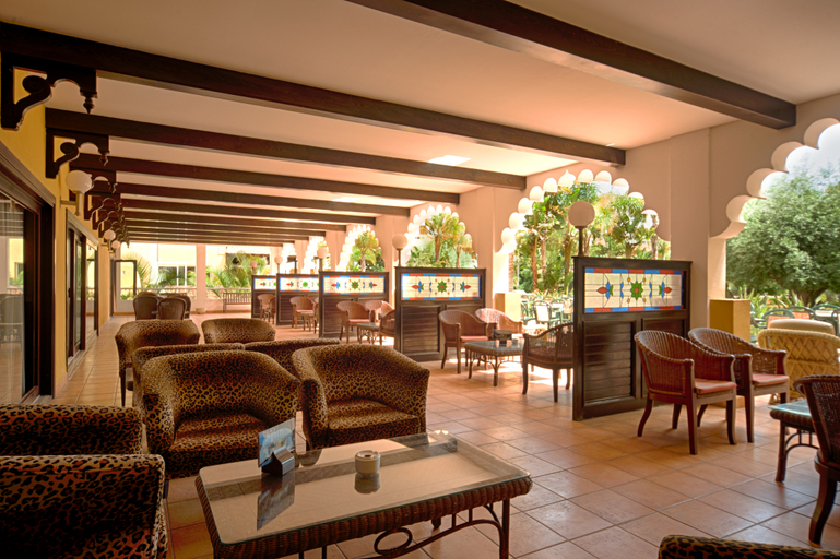 Public Area 4, Playazimbali, Almería