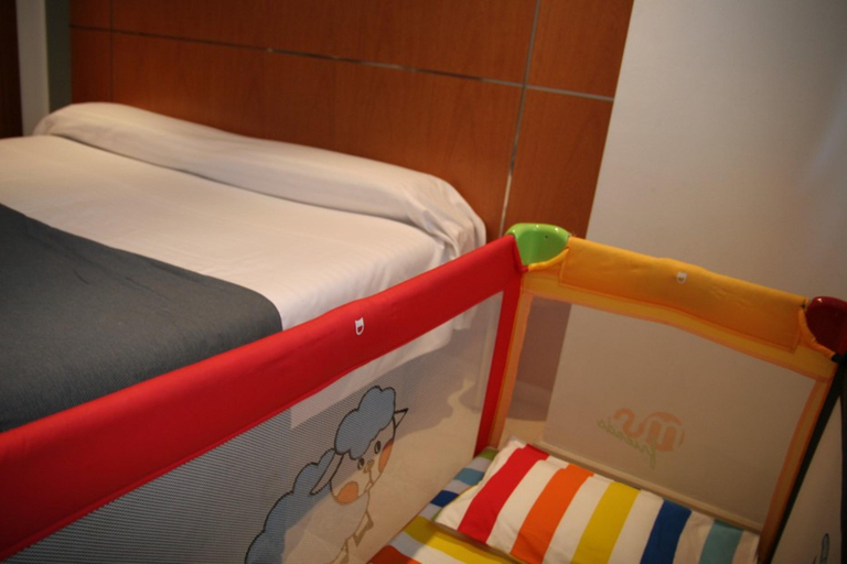 Bedroom 3, Aparthotel Napols, Barcelona