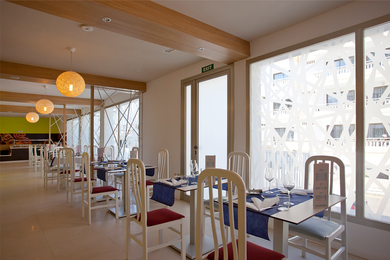 Food & Drinks 4, BLUESEA Anba Romani, Baleares