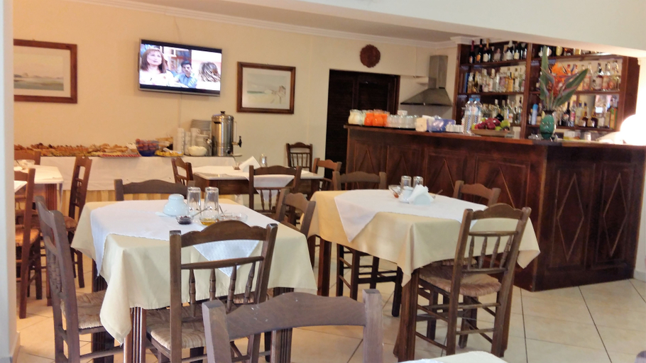 Others 5, Philippos, Ionian Islands