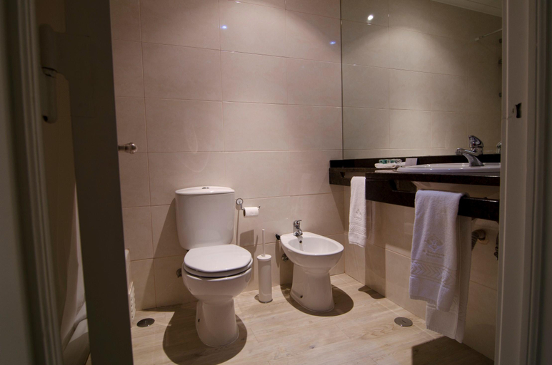 Bathroom 5, Estalagem Muchaxo Hotel, Cascais