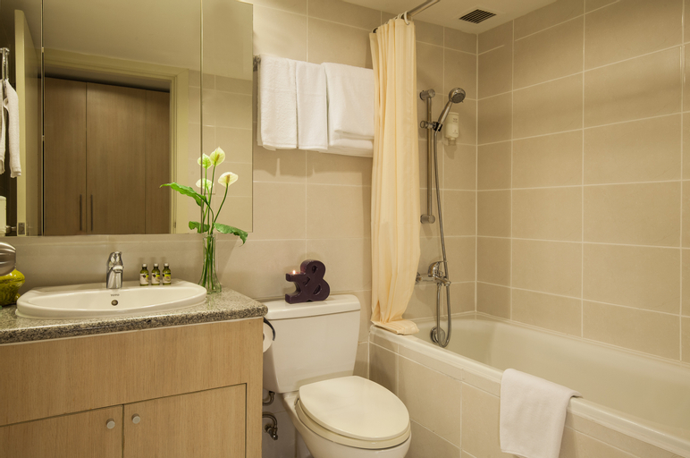 Bathroom 7