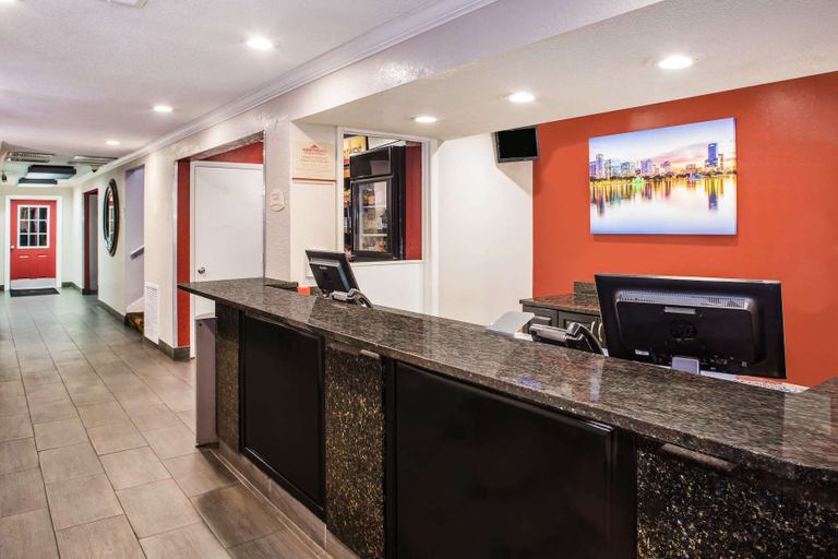 Public Area 2, Four Points by Sheraton Orlando Convention Center, Orange