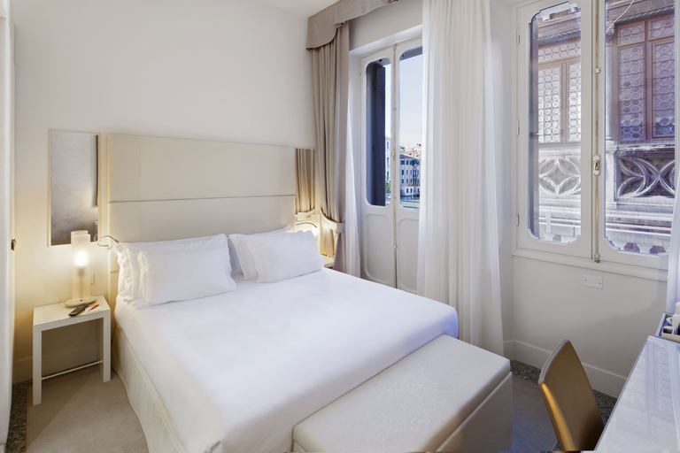 Bedroom 3, Palazzo Barocci, Venezia