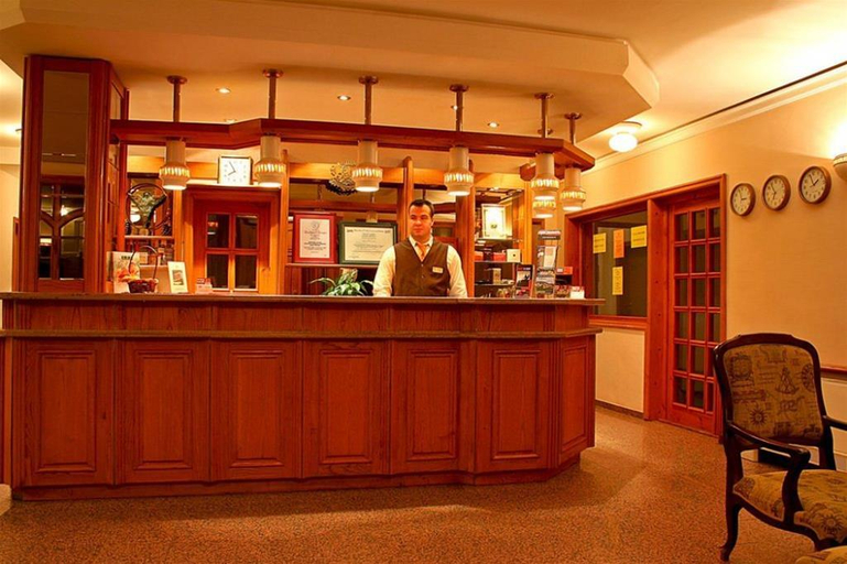 Public Area, Hotel Geneva, Stolichna