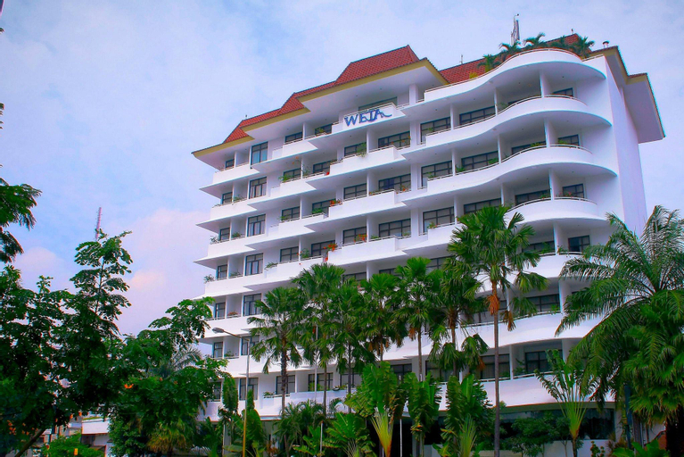 Weta International Hotel Surabaya, Surabaya