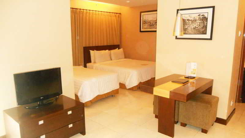 Bedroom 2, The Majesty Business and Family Hotel, Bandung
