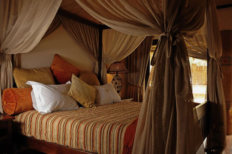 Bedroom 3, aha Ivory Tree Lodge, Bojanala
