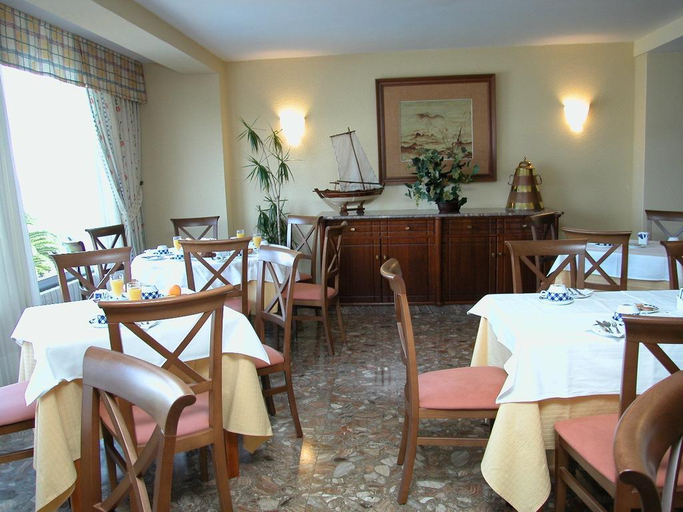 Food & Drinks 4, Touris, Pontevedra