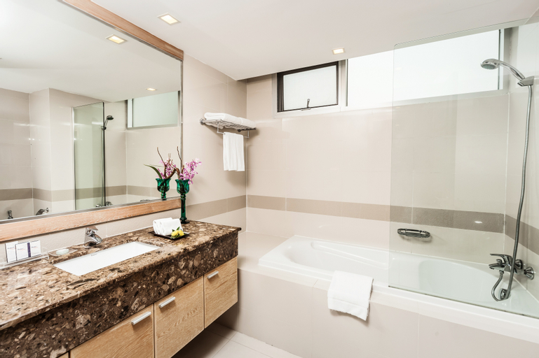 Bathroom 5