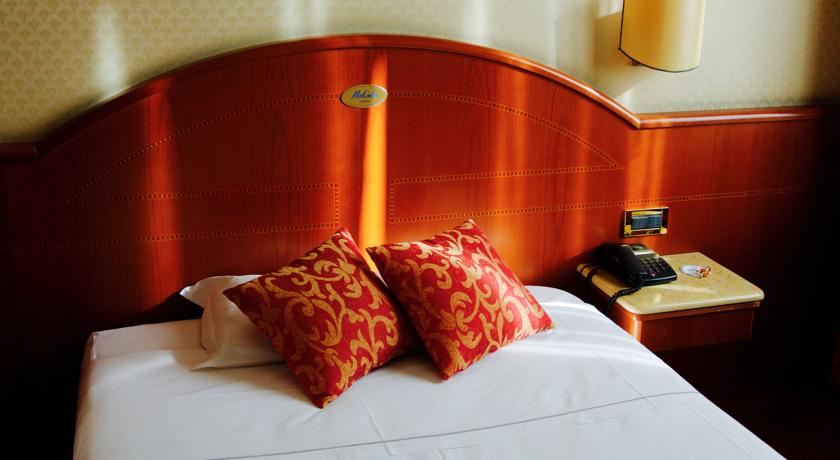 Bedroom 5, Montebianco - Mokinba Hotels, Milano