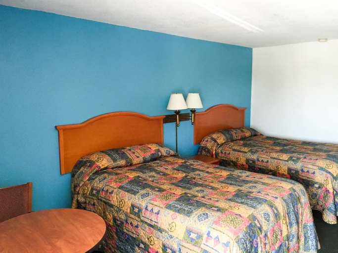 Bedroom 3, Motel 6 Daytona Beach FL - Speedway, Volusia