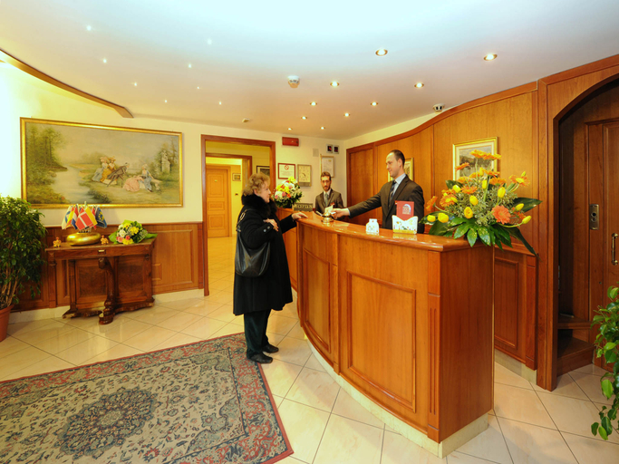Public Area 2, Buono Hotel, Napoli
